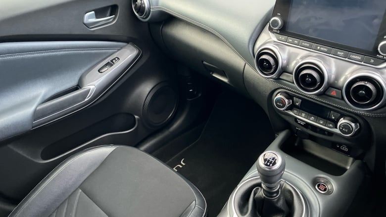 Nissan Juke 1.0 DiG-T 114 Tekna 5dr Petrol Hatchback